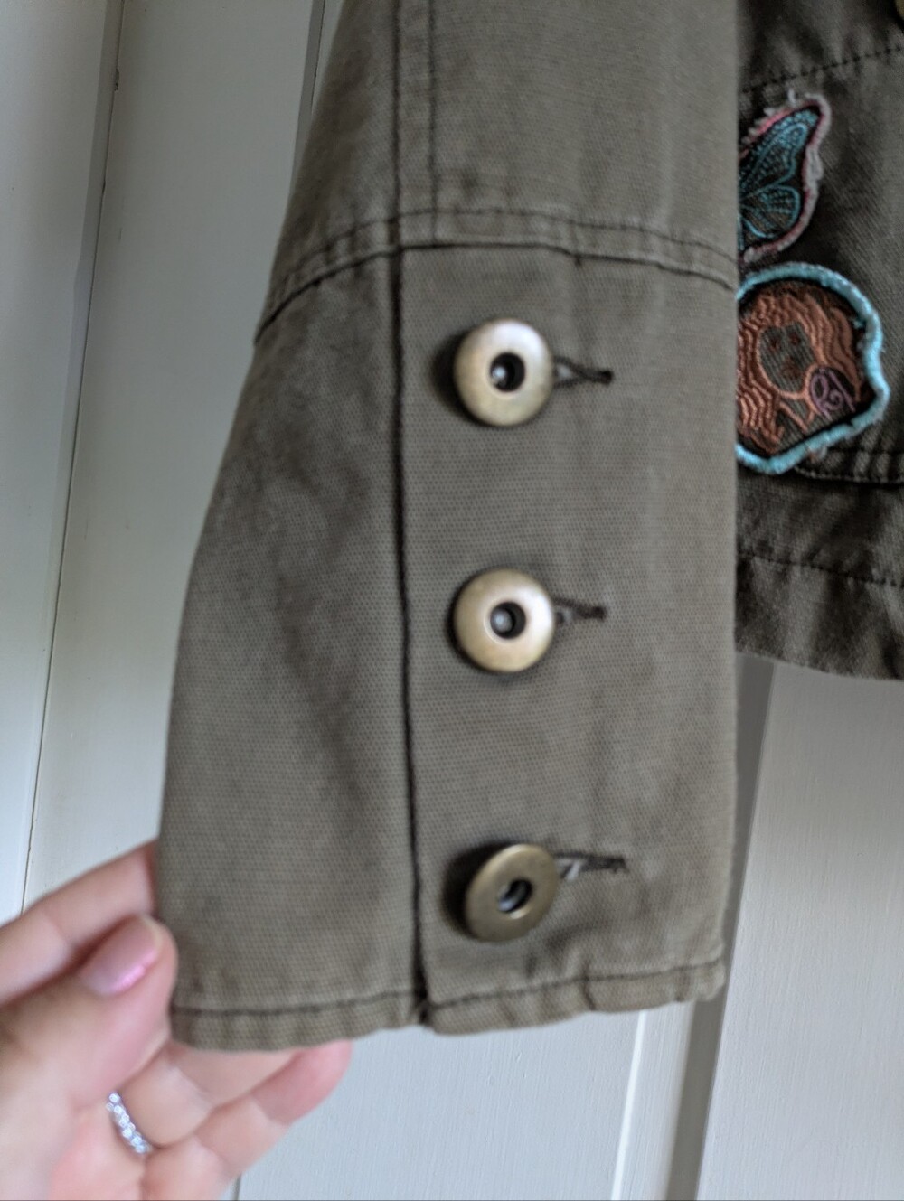 Vintage Khaki Jacket w/ Patches- 17" P2P - Picture 4 of 6